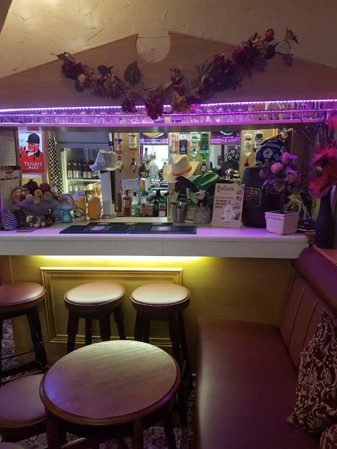 The Halifax Hotel - Blackpool — Photos 3